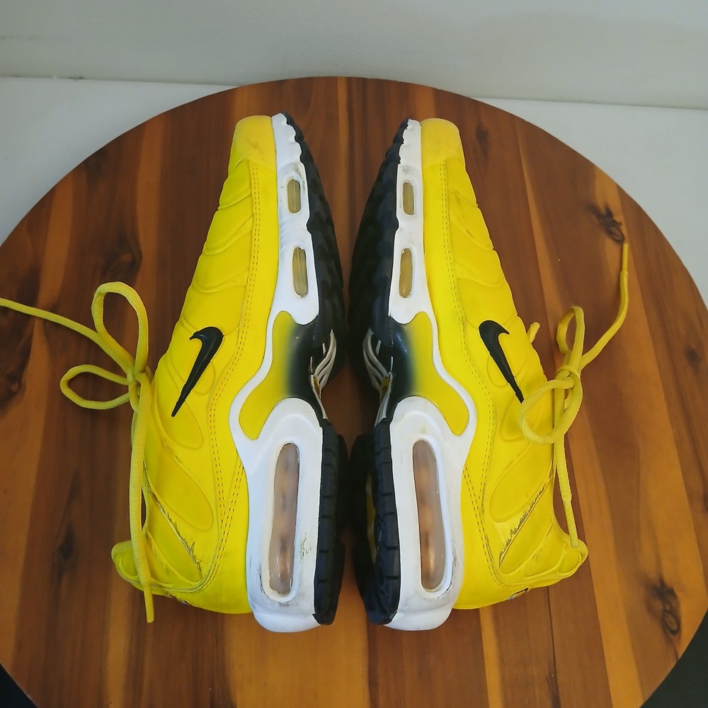 Nike Air Max Plus Women 8 Yellow Running Shoes Sneakers CQ9978-700 - Picture 8 of 9